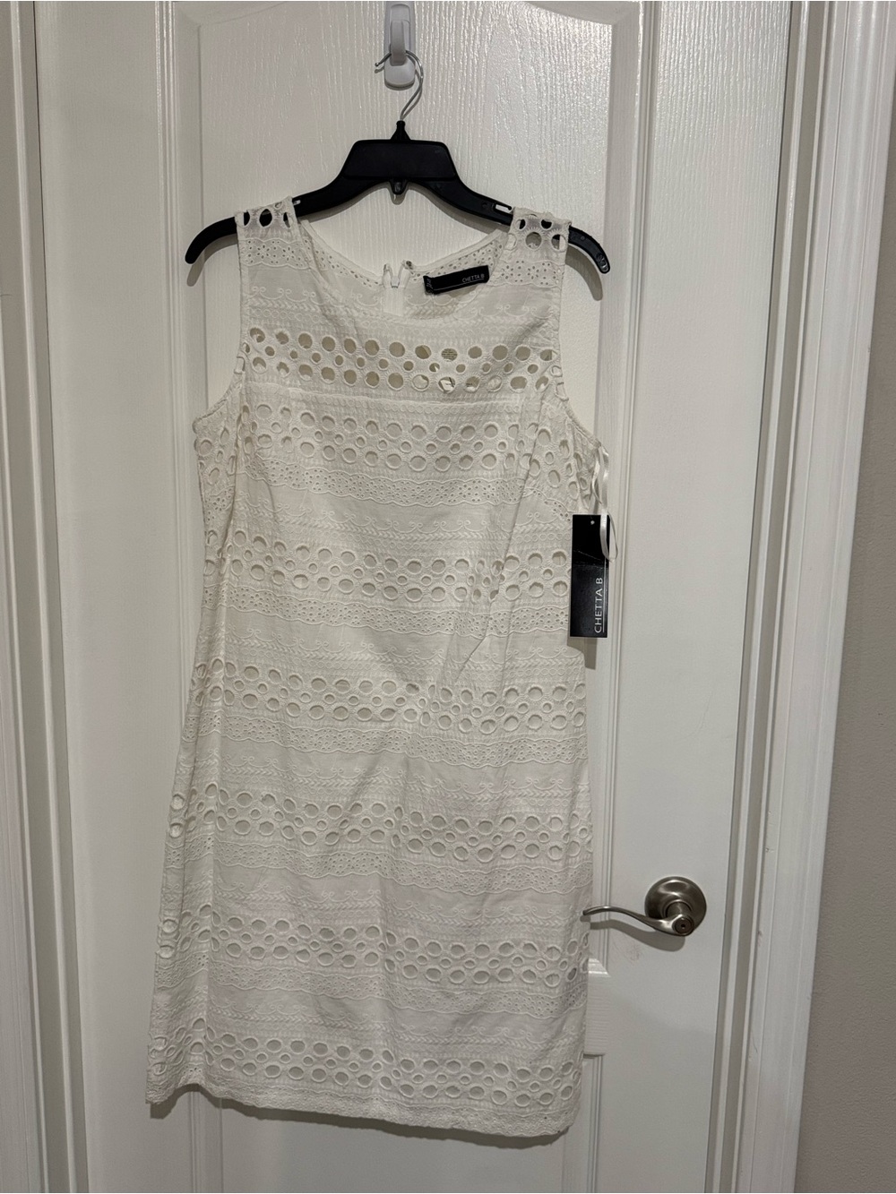 Chetta B White Eyelet Sleeveless Shift Dress